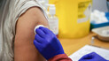 «СОГАЗ-Мед»: вакцинация – заслон на пути «омикрона» 